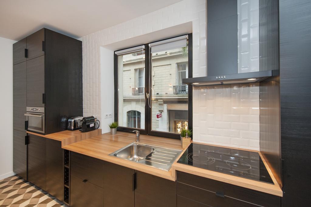 Pick A Flat'S Apartment In Le Marais - Rue Sainte Croix De La Bretonnerie Париж Екстериор снимка
