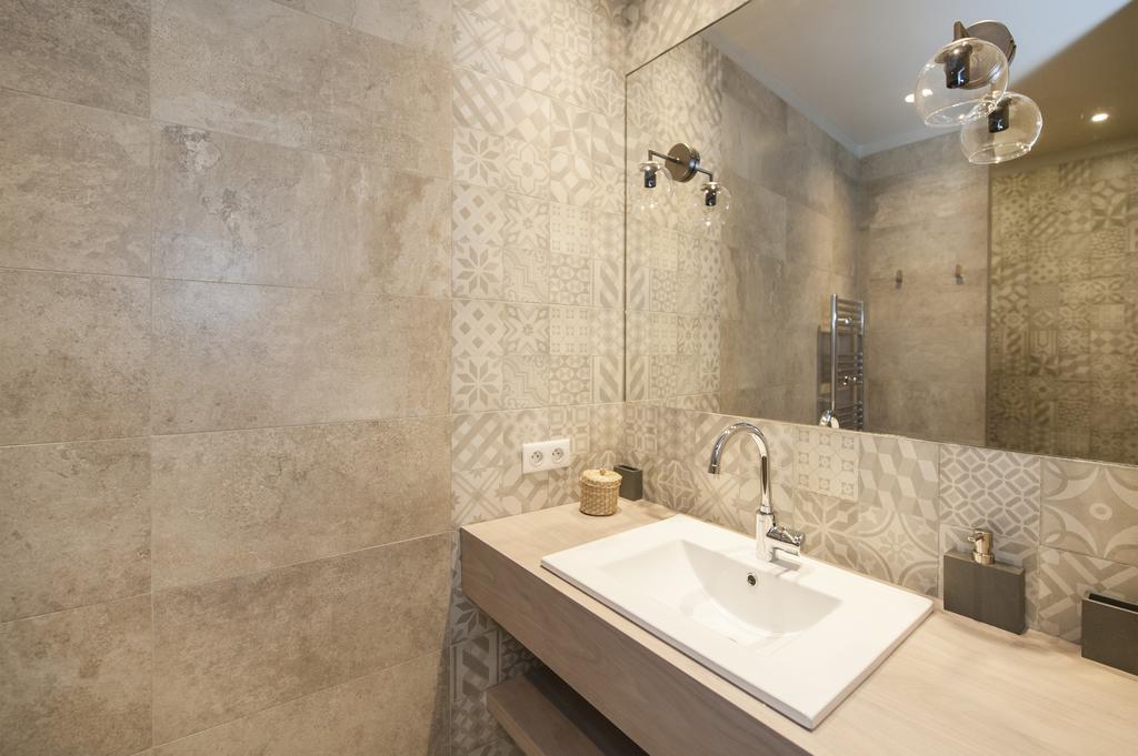 Pick A Flat'S Apartment In Le Marais - Rue Sainte Croix De La Bretonnerie Париж Екстериор снимка